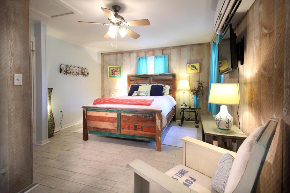 Front Beach Cottages Оушън Спрингс Екстериор снимка